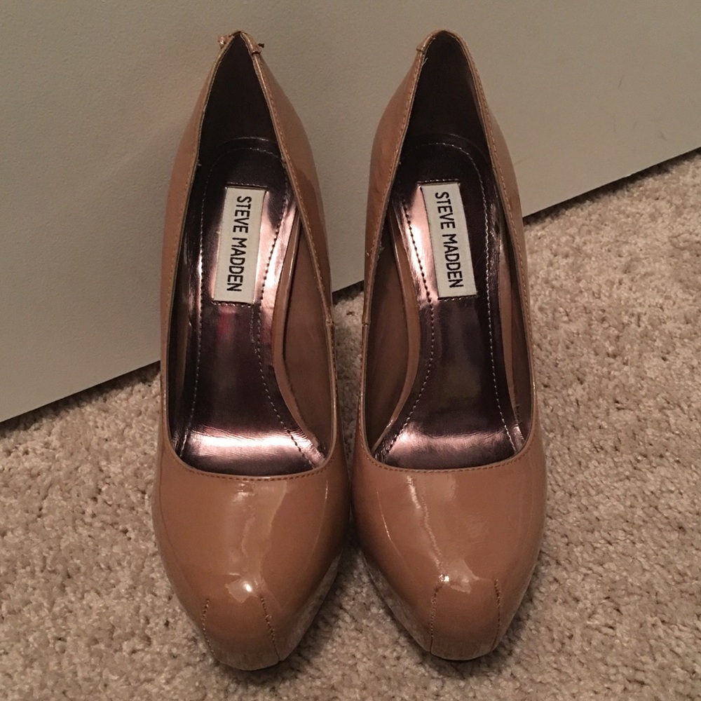 Steve Madden RUSSHH Pumps, Nude, 7M, used